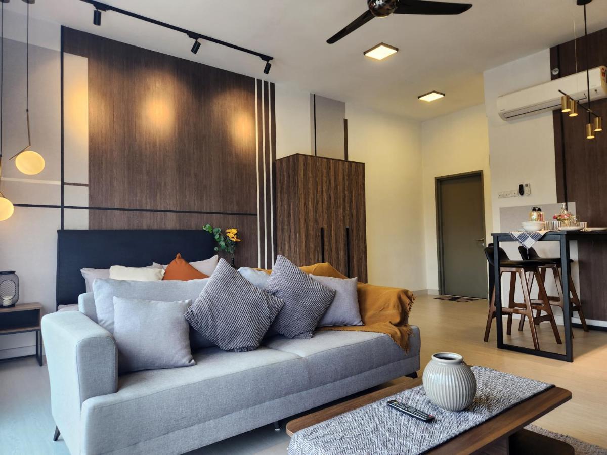 Taman Equine Comfy Studio#Greenery View#4 Pax#Aeon Mall Seri Kembangan Exteriör bild